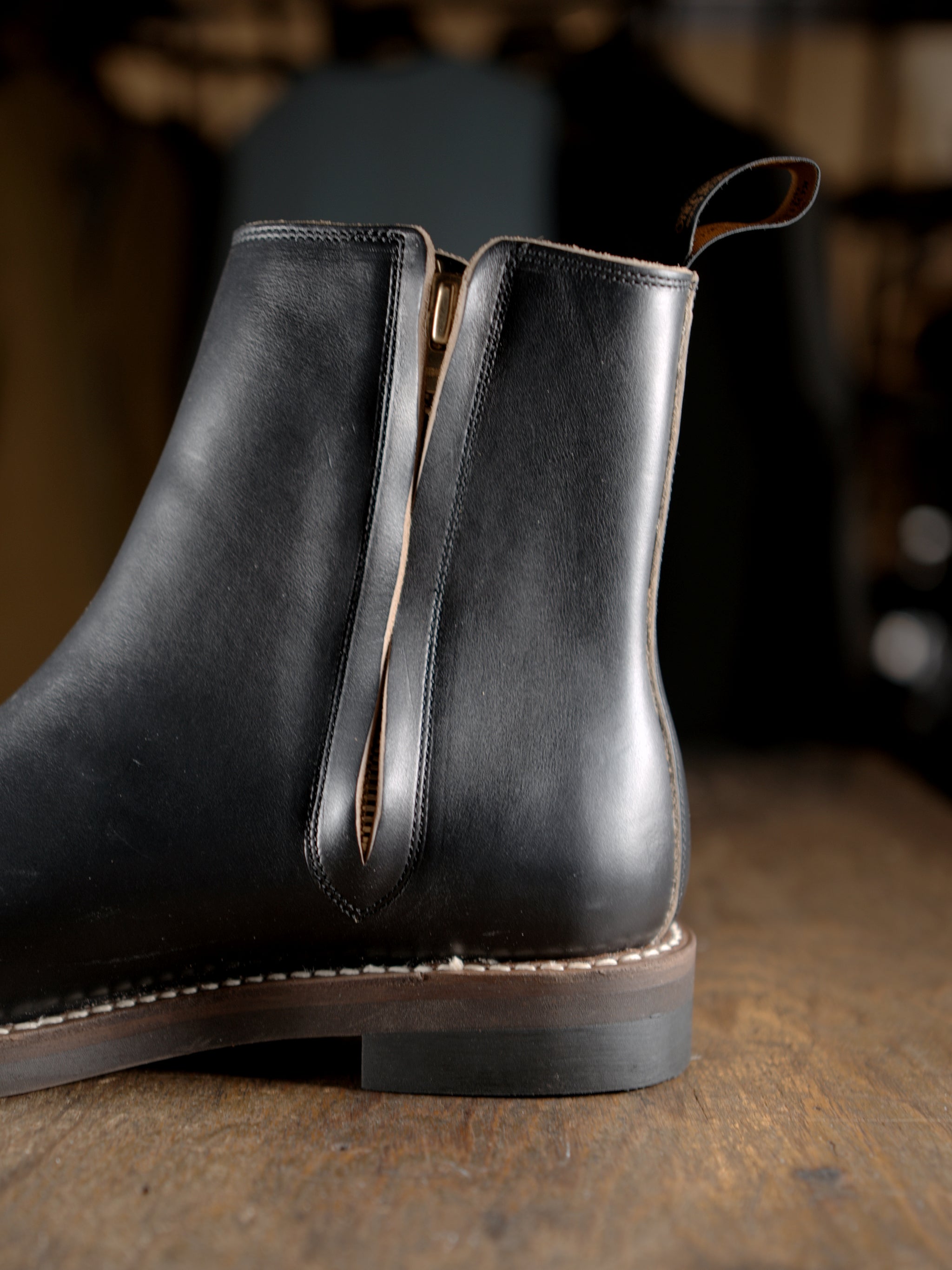 CASPER (Black Chromexcel) – Laid.Back.Taylor Online Store