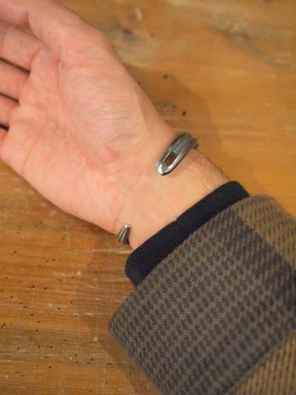 GERUGA NEEDLE CUFF バングル GERUGA NEEDLE CUFF バングル